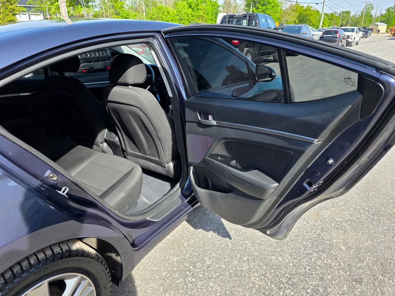 2020 Hyundai Elantra Limited Photo