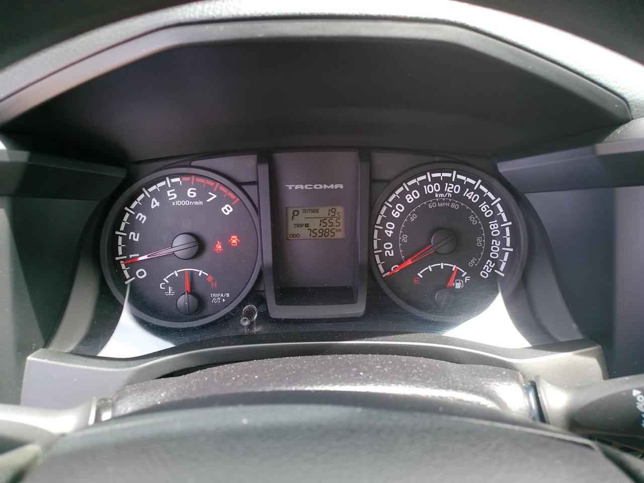 2016 Toyota Tacoma SR Photo4