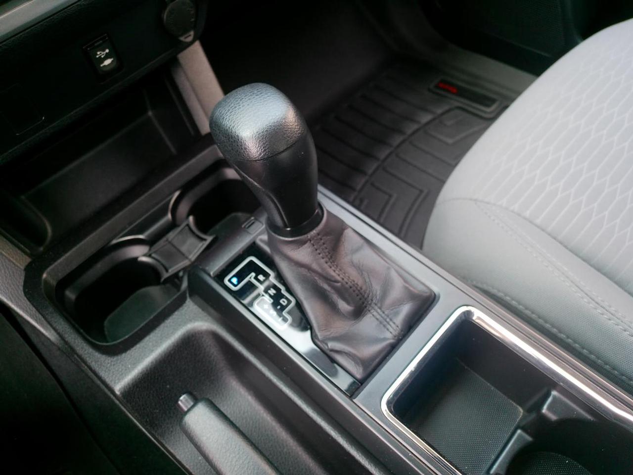 2016 Toyota Tacoma SR Photo