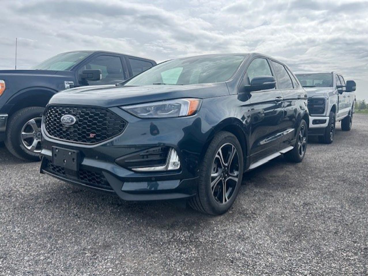 2024 Ford Edge ST AWD Photo
