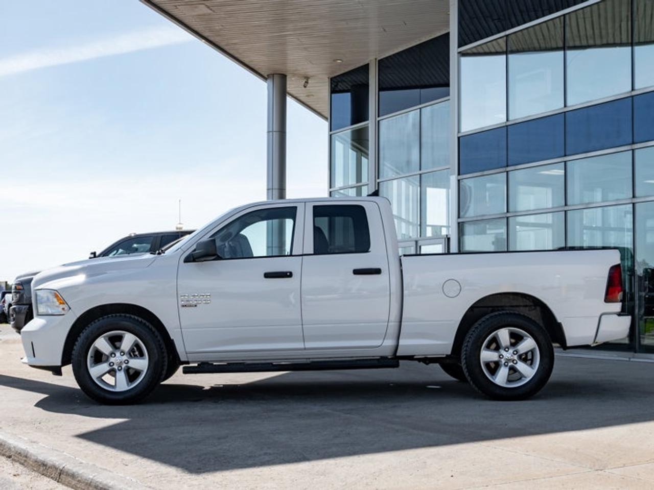 2021 RAM 1500 Classic EXPRESS Photo