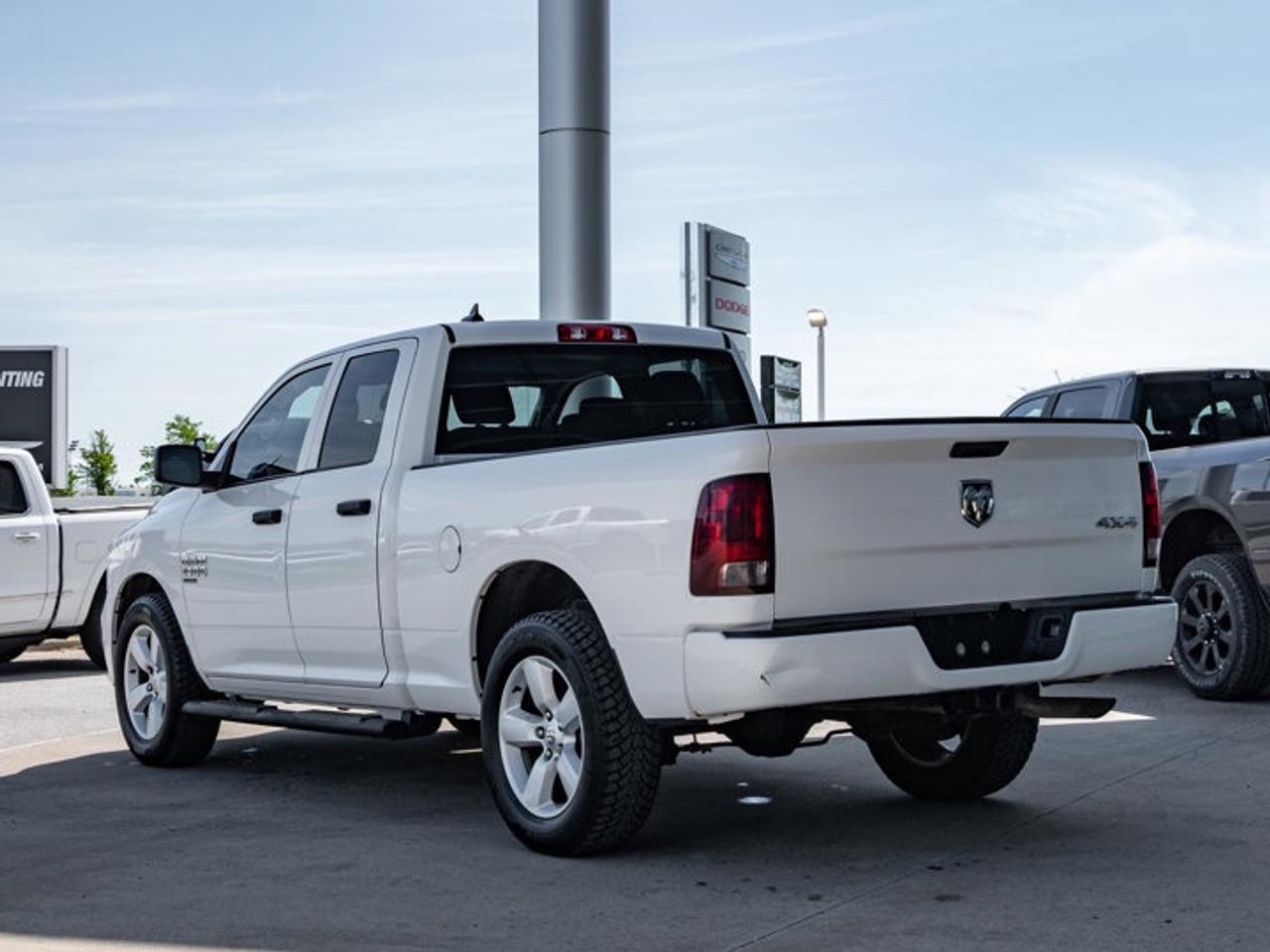 2021 RAM 1500 Classic EXPRESS Photo