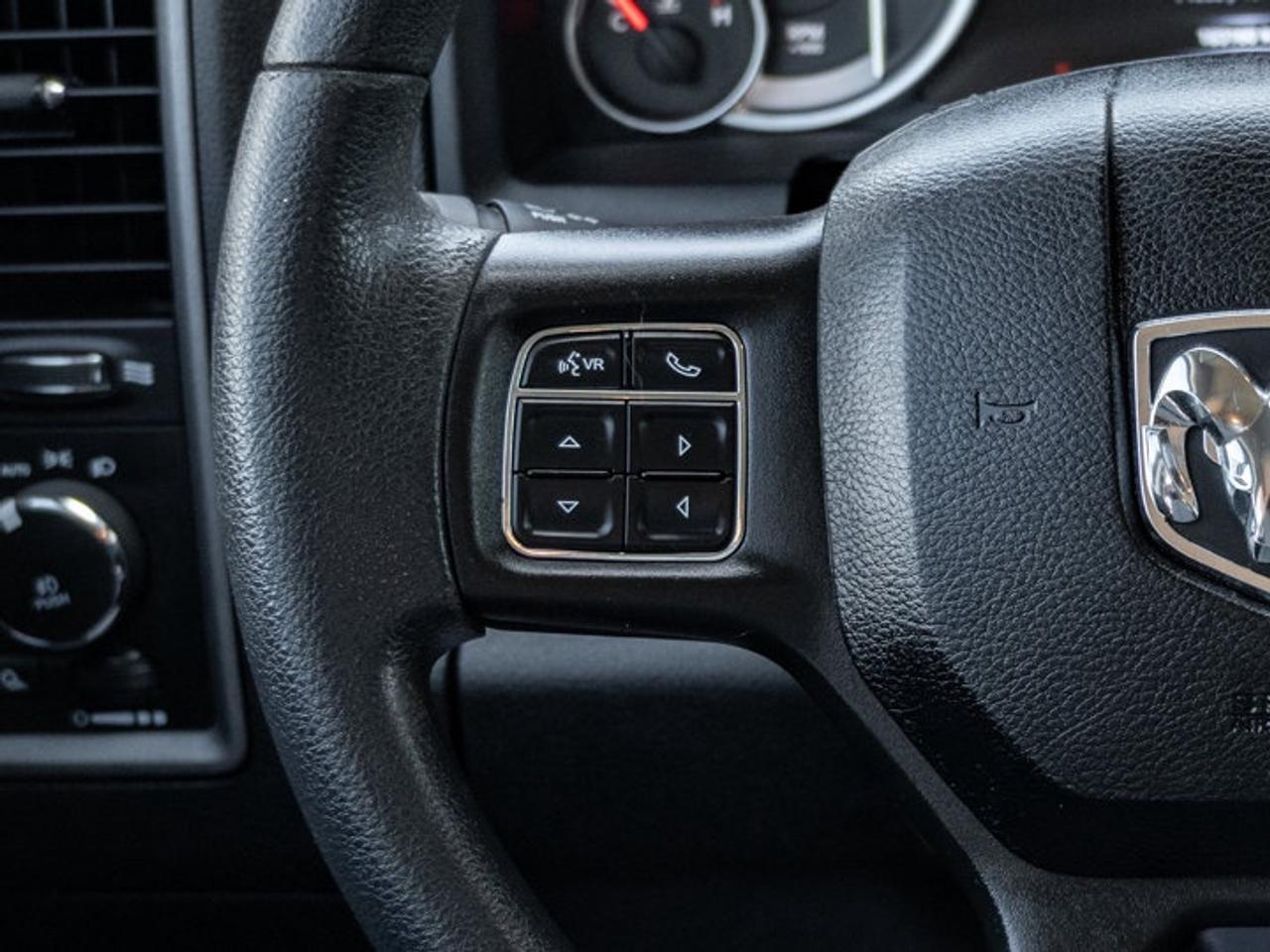 2021 RAM 1500 Classic EXPRESS Photo