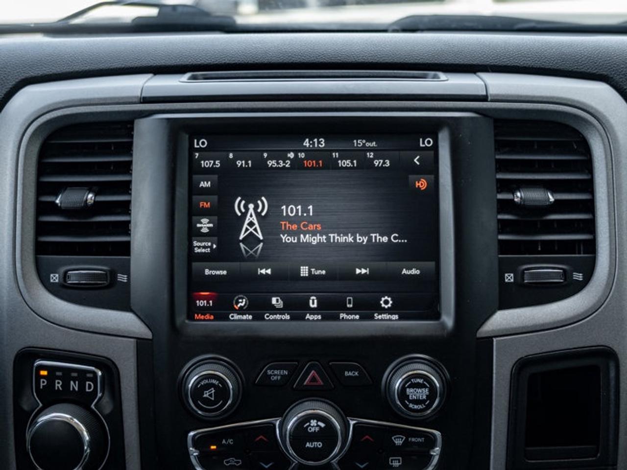 2021 RAM 1500 Classic EXPRESS Photo