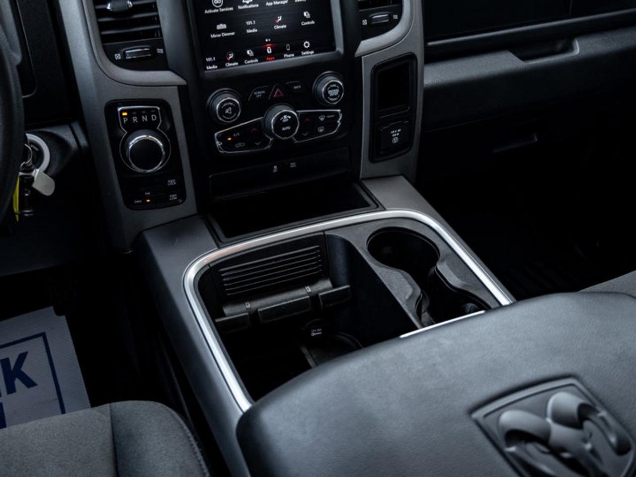 2021 RAM 1500 Classic EXPRESS Photo