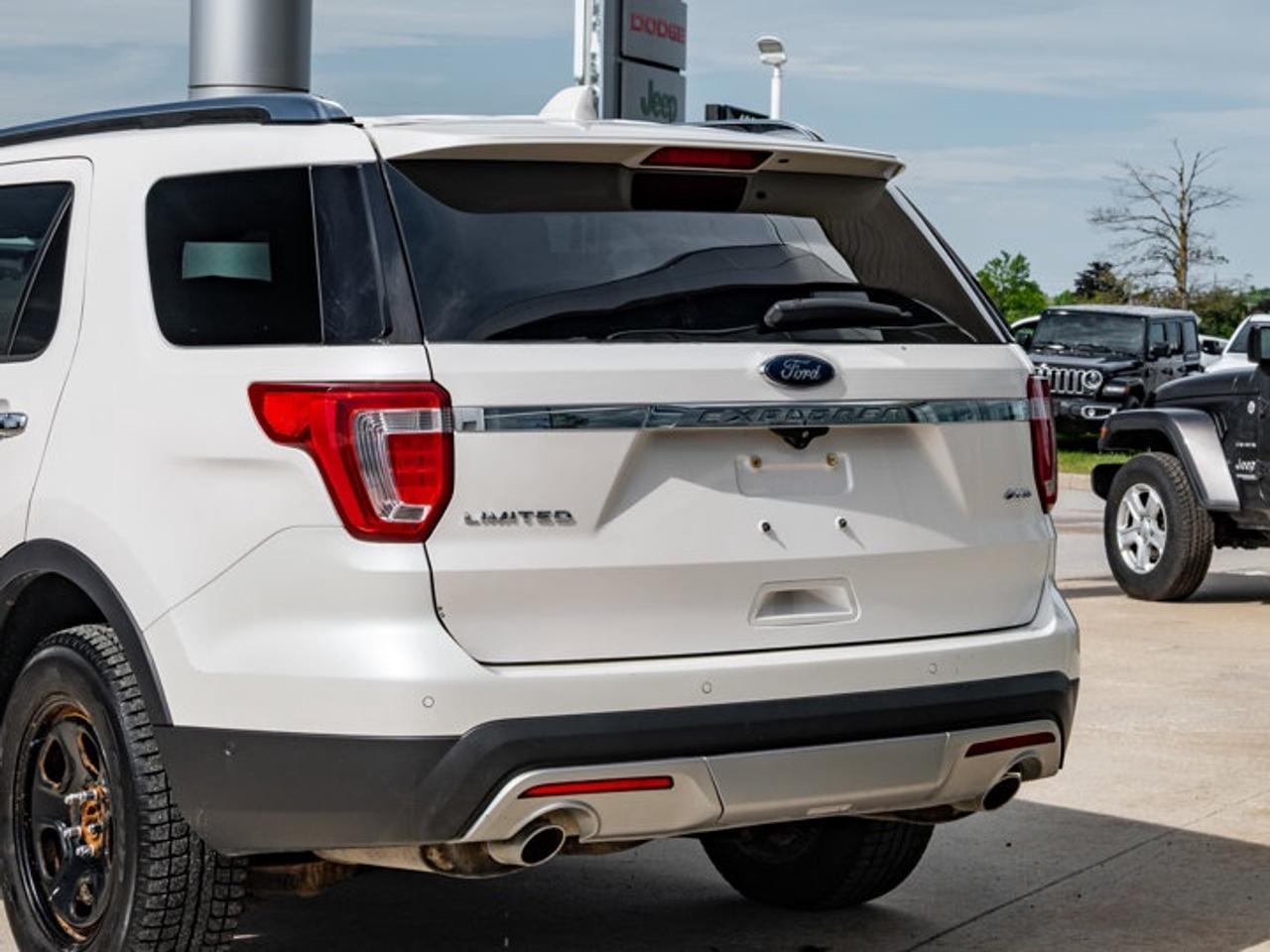 2017 Ford Explorer LIMITED Photo