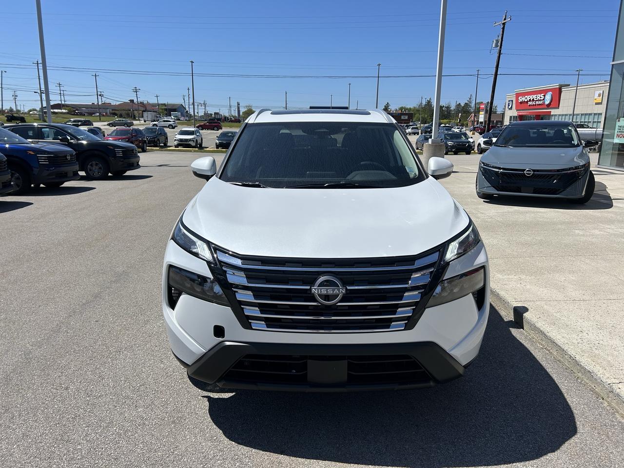 2026 Nissan Rogue SV MOONROOF Photo