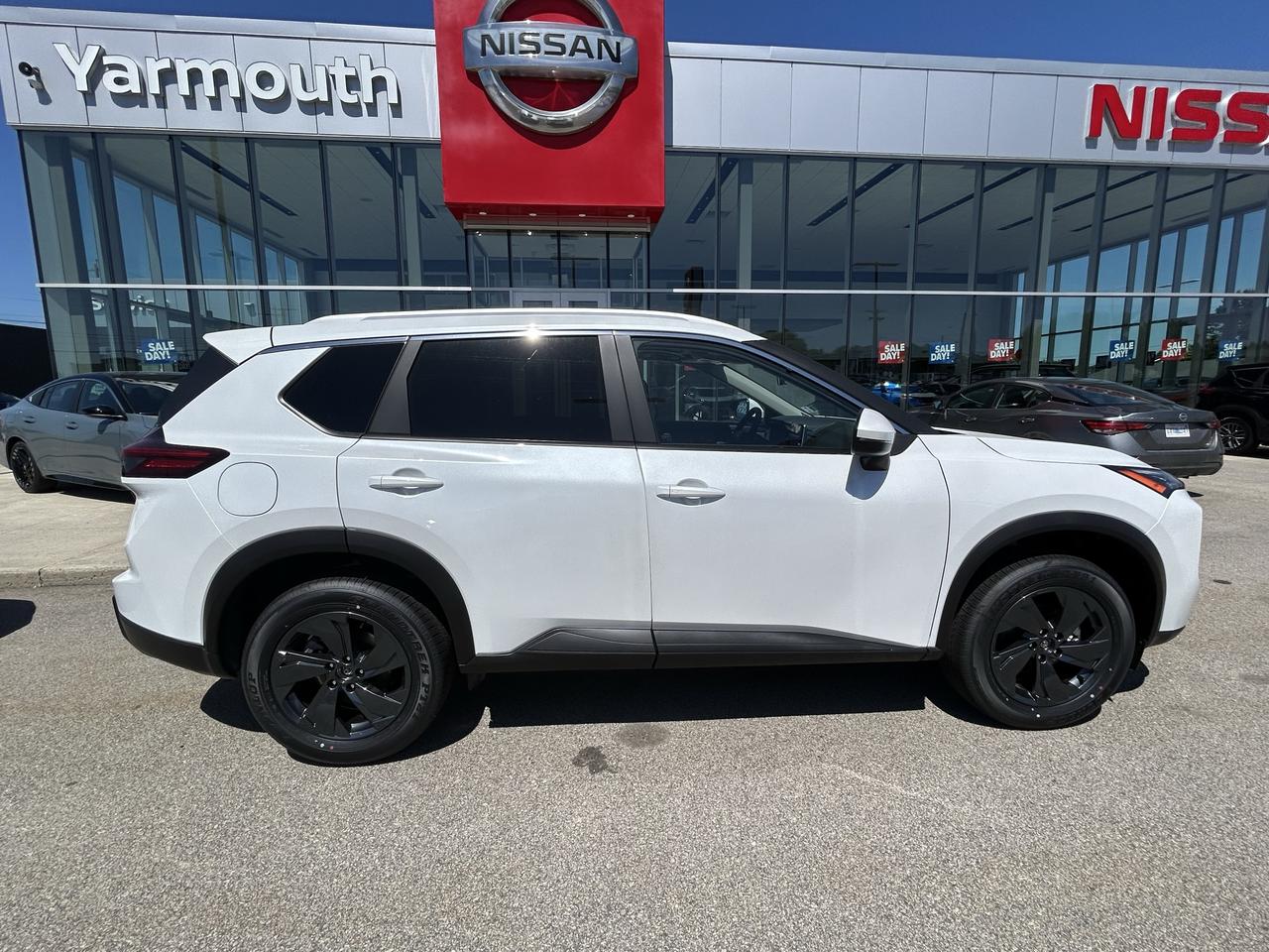 2026 Nissan Rogue SV MOONROOF Photo