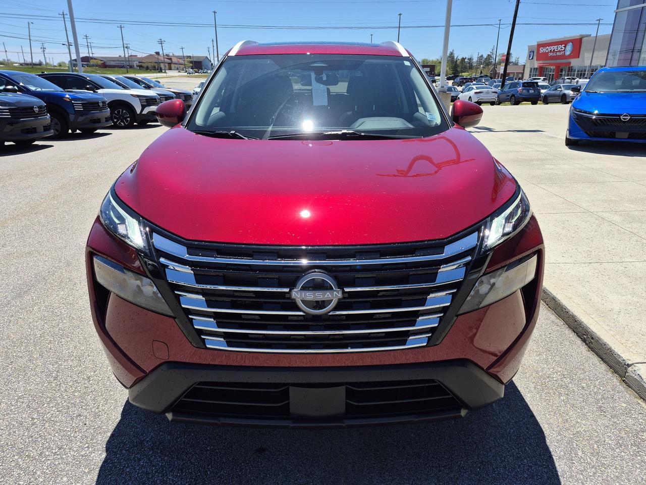 2026 Nissan Rogue SV MOONROOF Photo