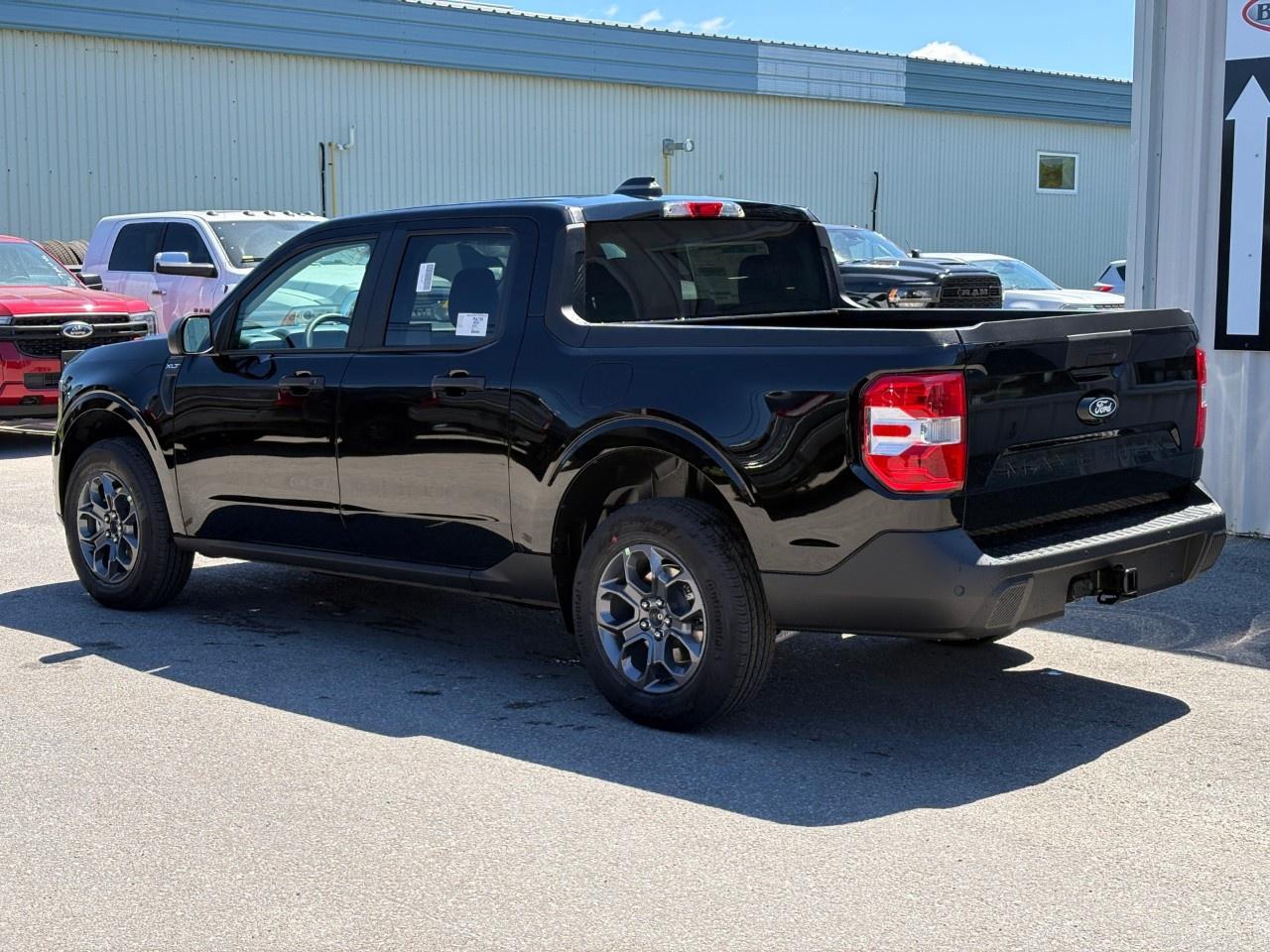 2026 Ford Maverick XLT AWD SuperCrew Photo