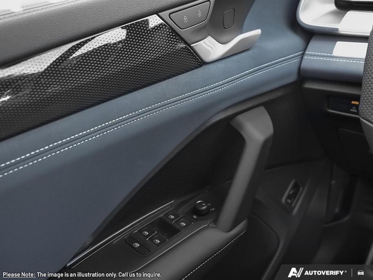 2026 Volkswagen Tiguan Comfortline R-Line Black Edition Photo