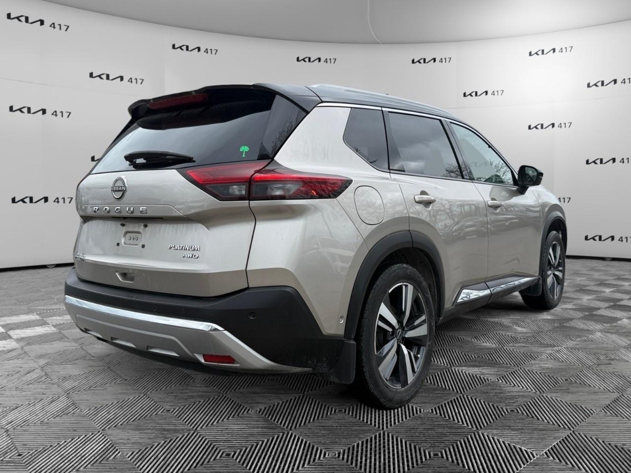 2023 Nissan Rogue AWD Platinum Photo4
