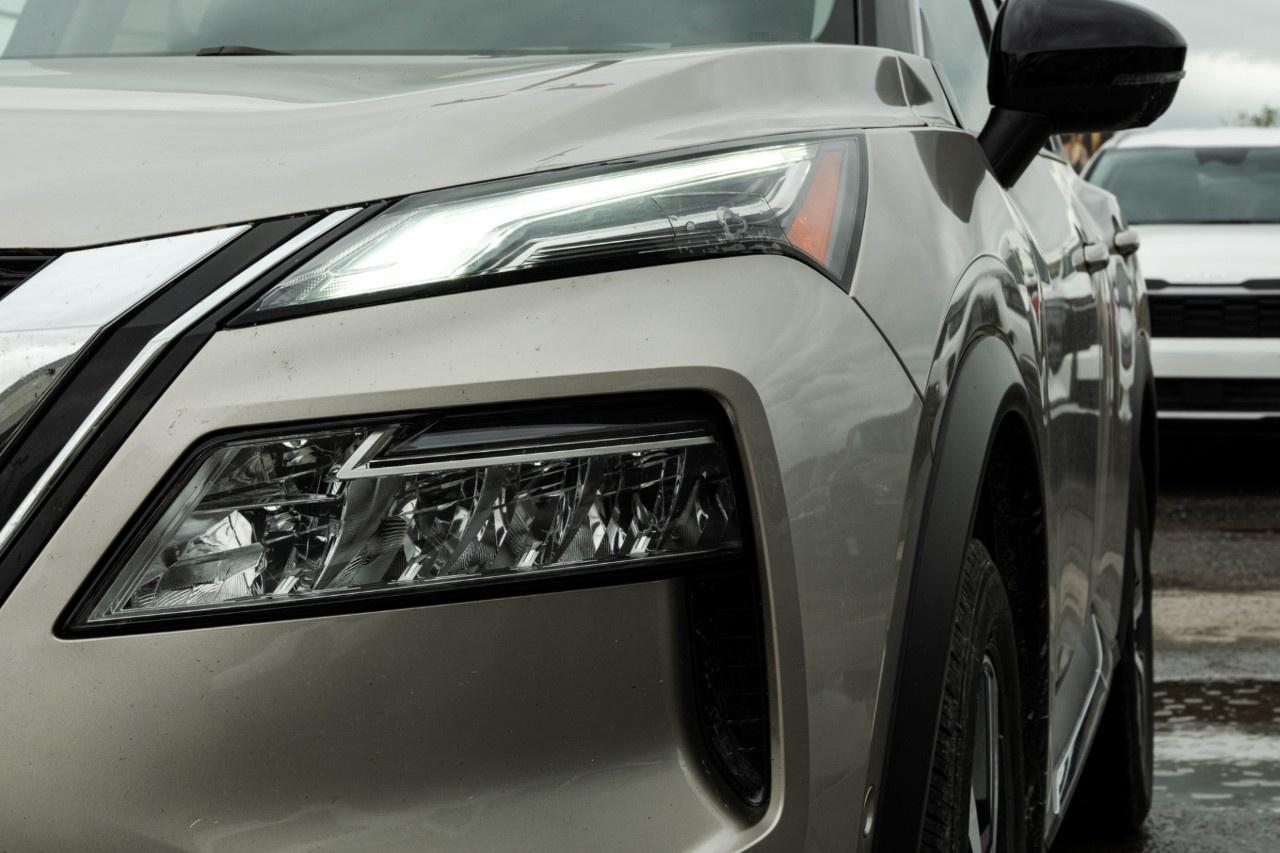 2023 Nissan Rogue AWD Platinum Photo