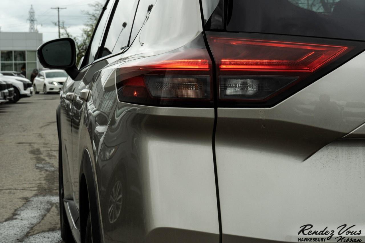 2023 Nissan Rogue AWD Platinum Photo