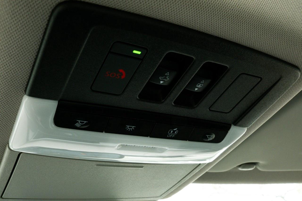 2023 Nissan Rogue AWD Platinum Photo