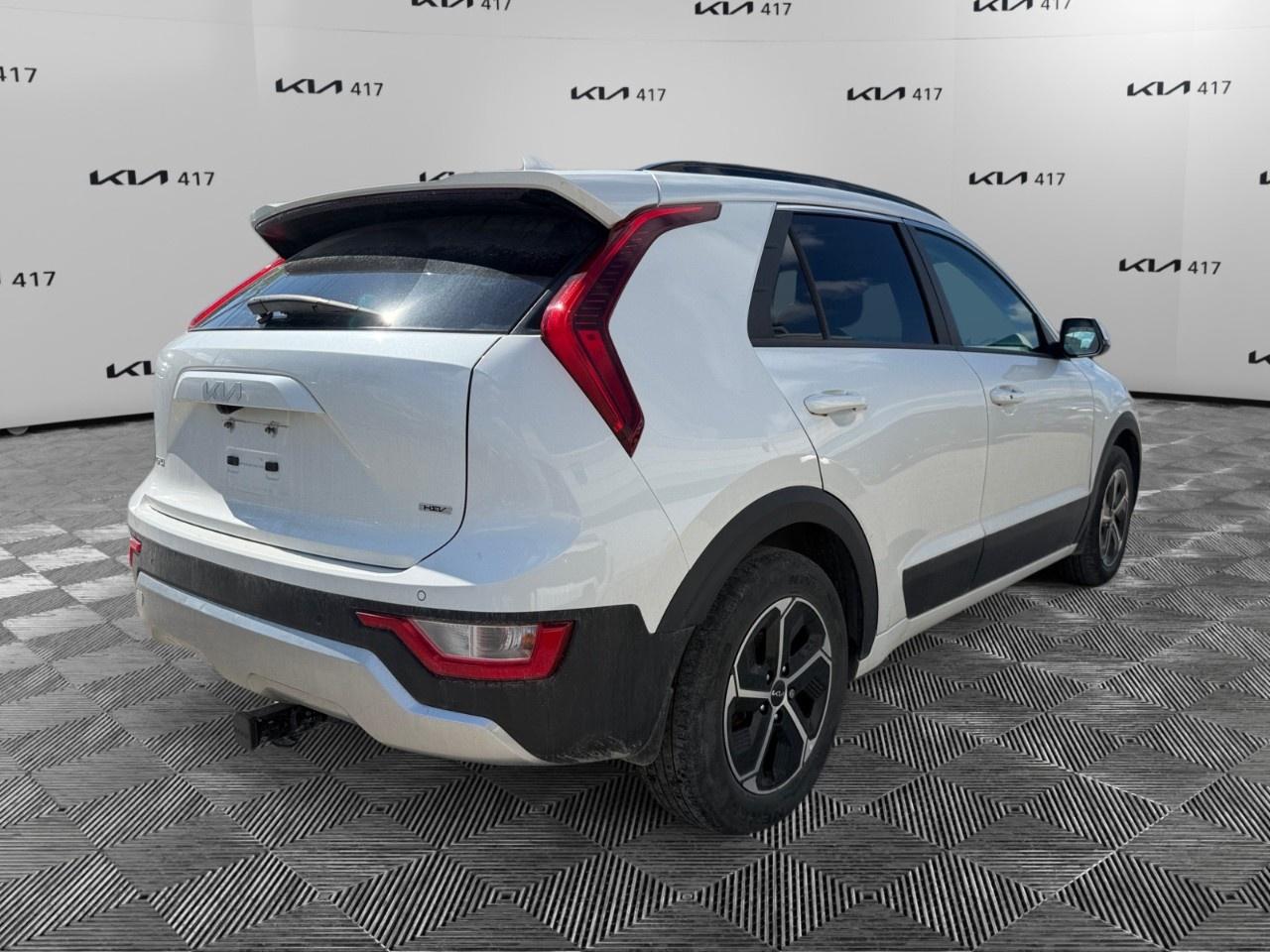 2023 Kia NIRO EX Premium FWD Photo