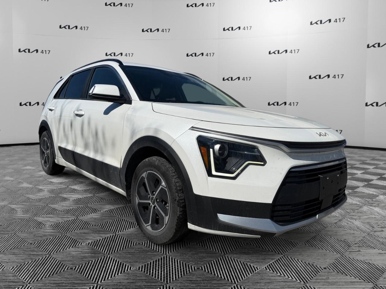 2023 Kia NIRO EX Premium FWD Photo