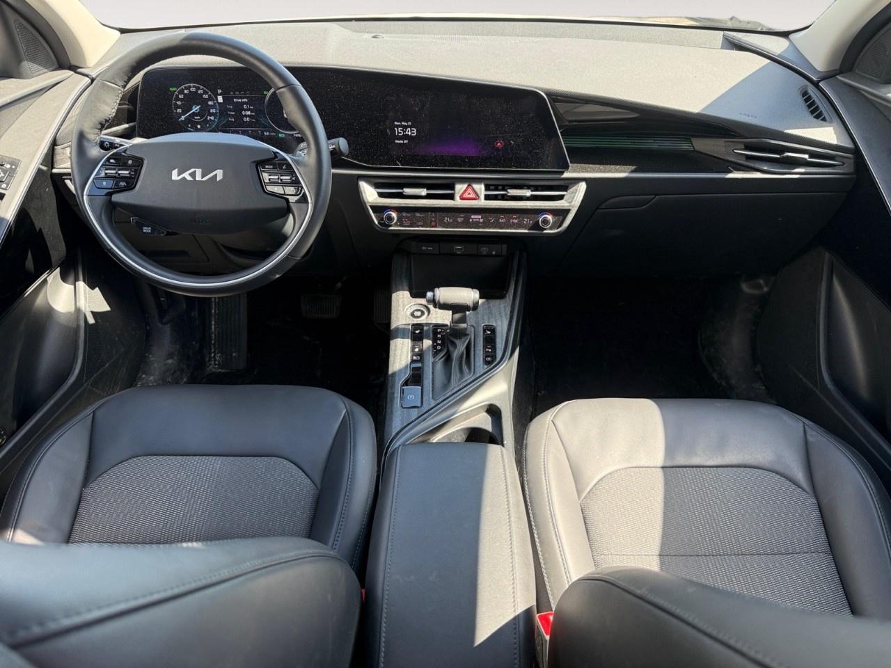 2023 Kia NIRO EX Premium FWD Photo
