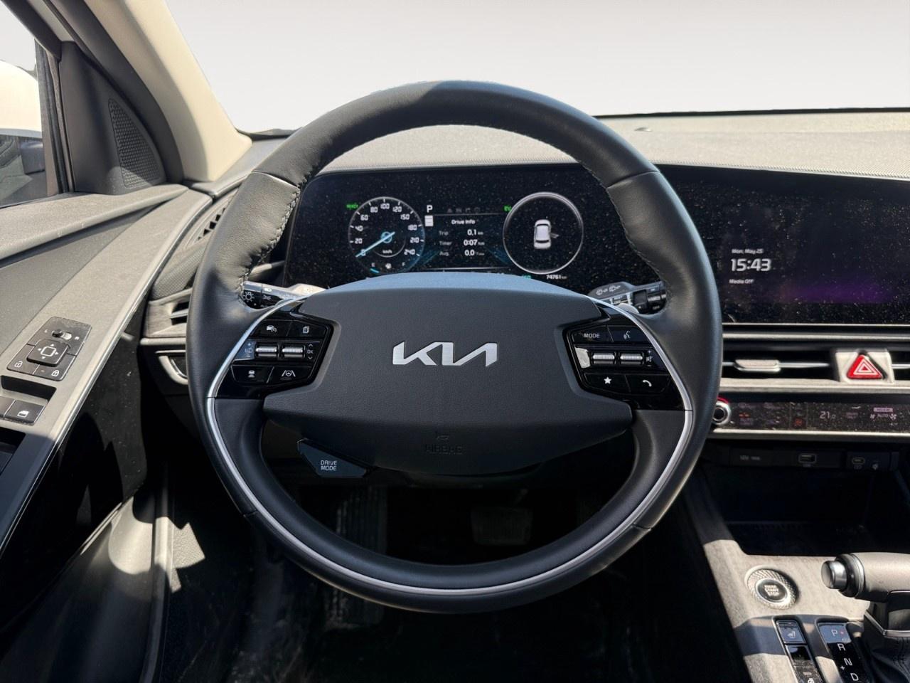 2023 Kia NIRO EX Premium FWD Photo