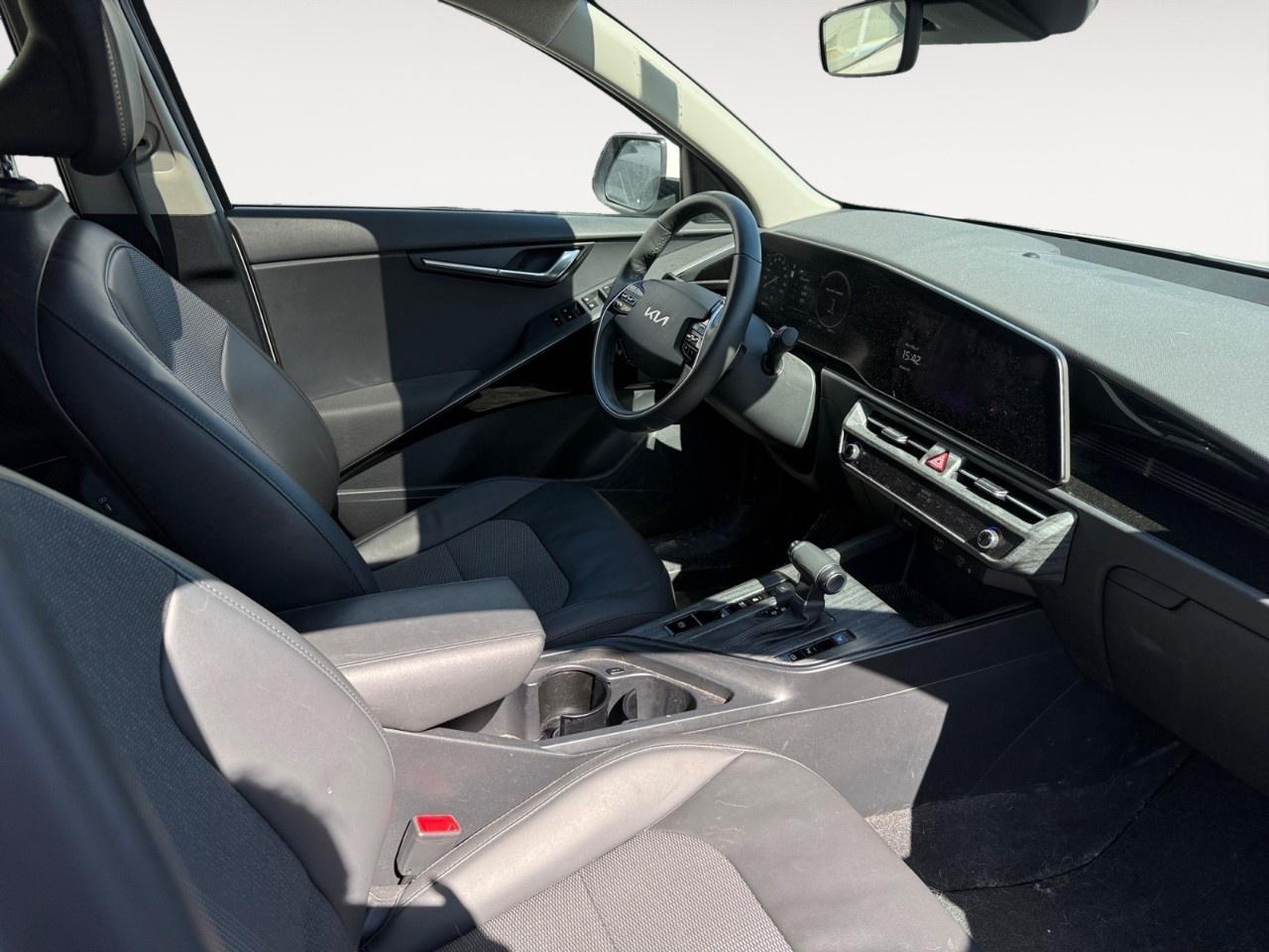 2023 Kia NIRO EX Premium FWD Photo