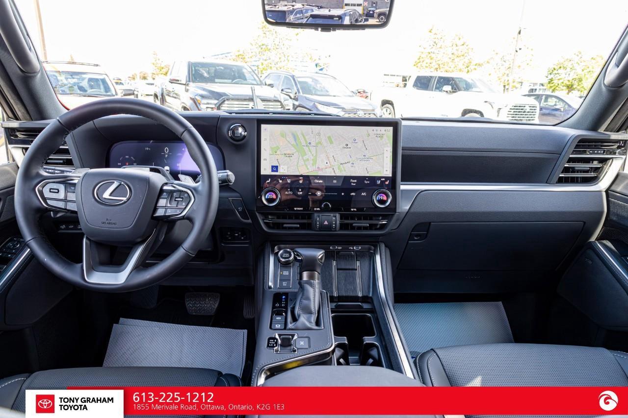 2026 Lexus GX LUXURY PACKAGE Photo