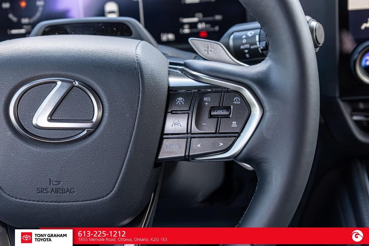 2026 Lexus GX LUXURY PACKAGE Photo