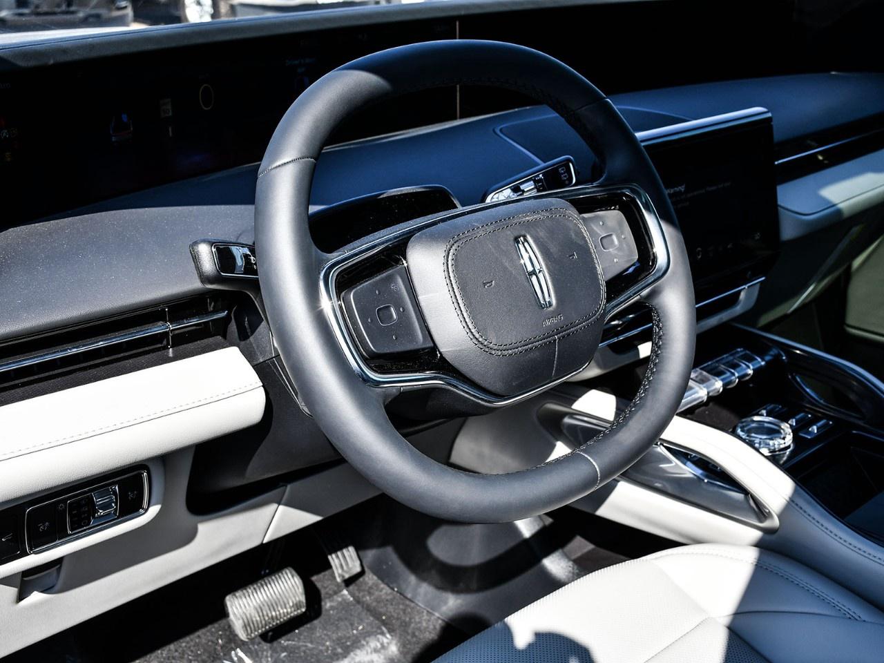 2026 Lincoln Nautilus Premiere AWD Photo