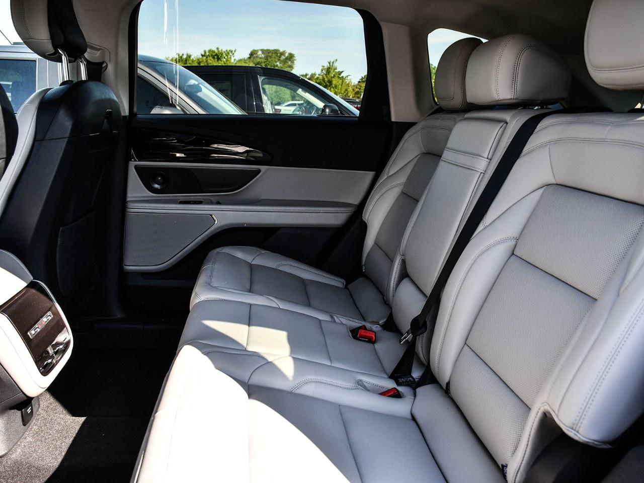 2026 Lincoln Nautilus Premiere AWD Photo