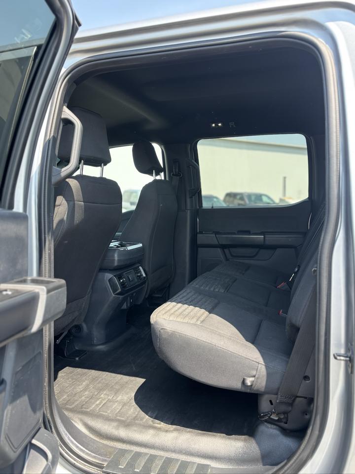 2023 Ford XL 4WD SUPERCREW 5.5' BOX NEW, 44G Photo4