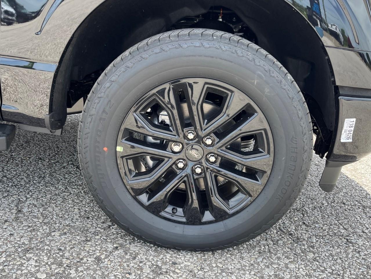2026 Ford F-150 Lariat Photo