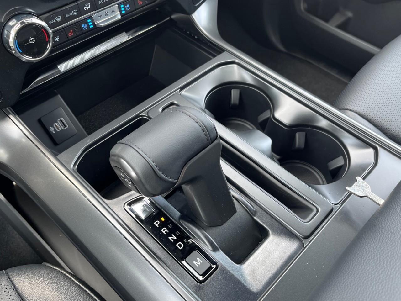 2026 Ford F-150 Lariat Photo