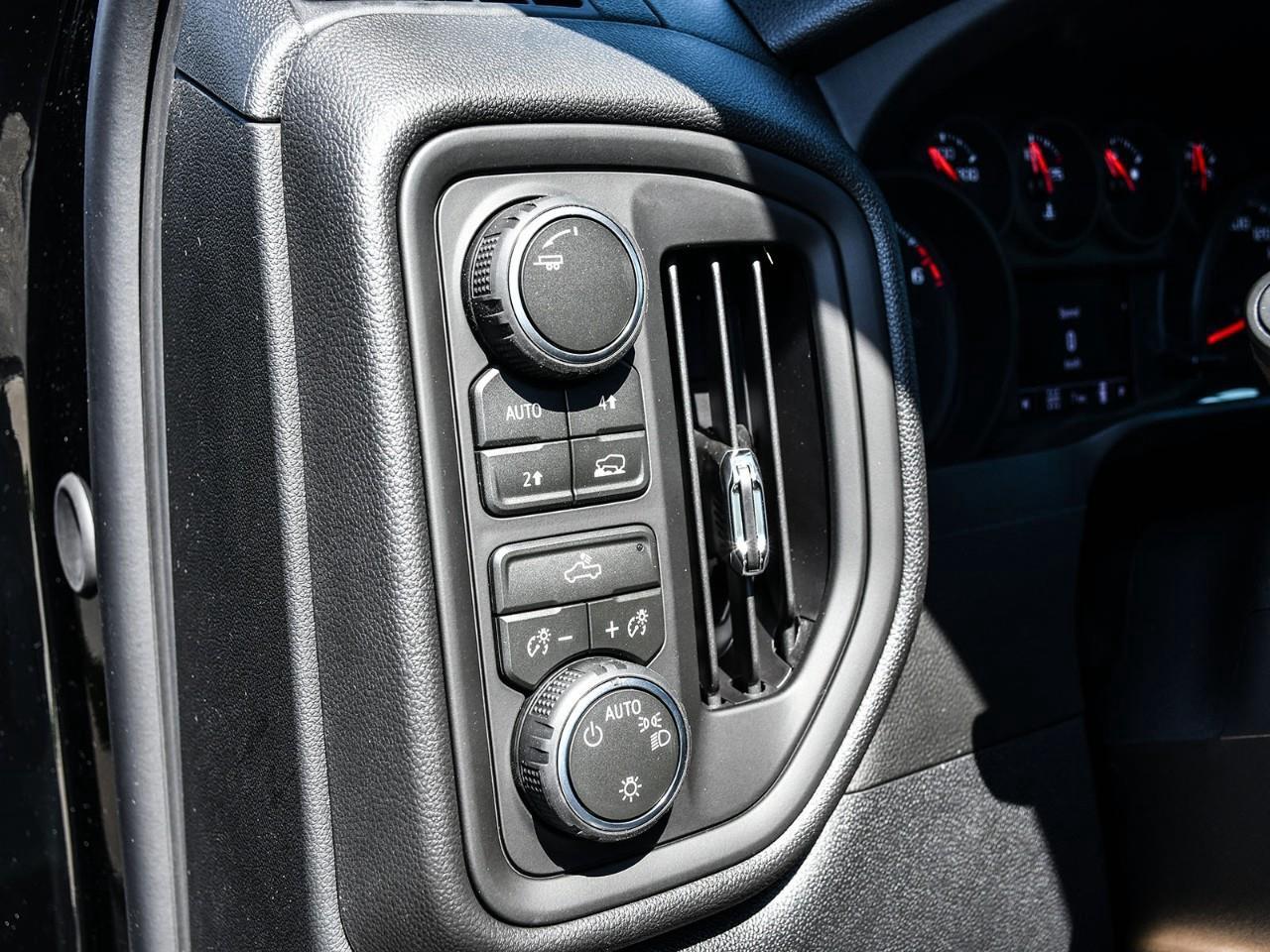 2026 Chevrolet Silverado 1500 Custom Photo