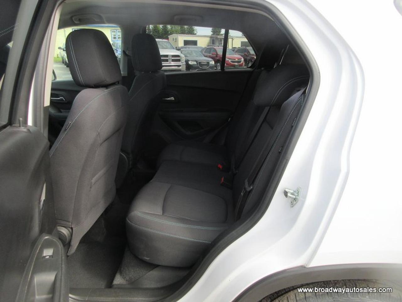 2015 Chevrolet Trax GREAT VALUE LT-EDITION 5 PASSENGER 1.4L - ECO-TEC.. CD/AUX INPUT.. KEYLESS ENTRY.. Photo