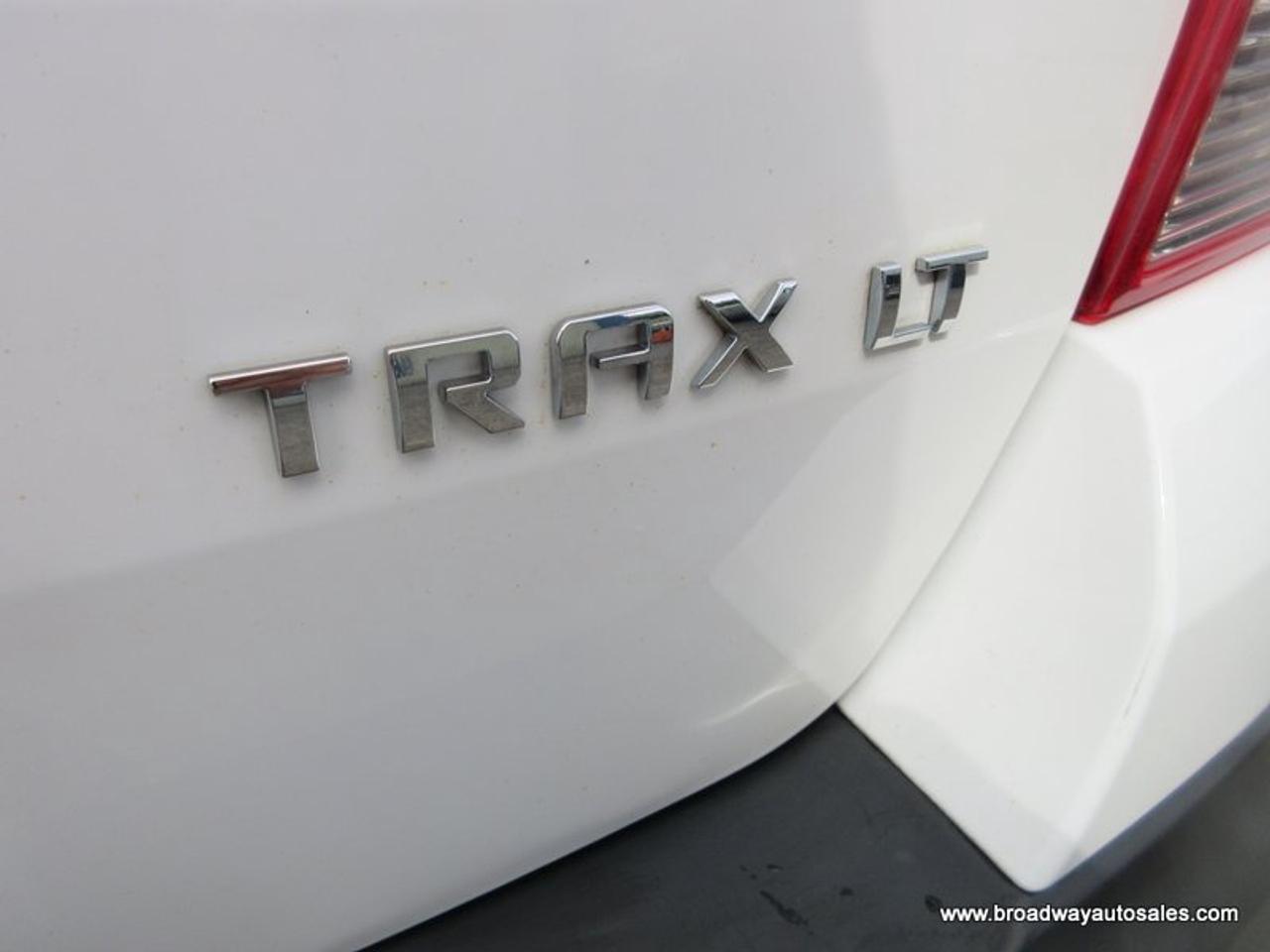 2015 Chevrolet Trax GREAT VALUE LT-EDITION 5 PASSENGER 1.4L - ECO-TEC.. CD/AUX INPUT.. KEYLESS ENTRY.. Photo