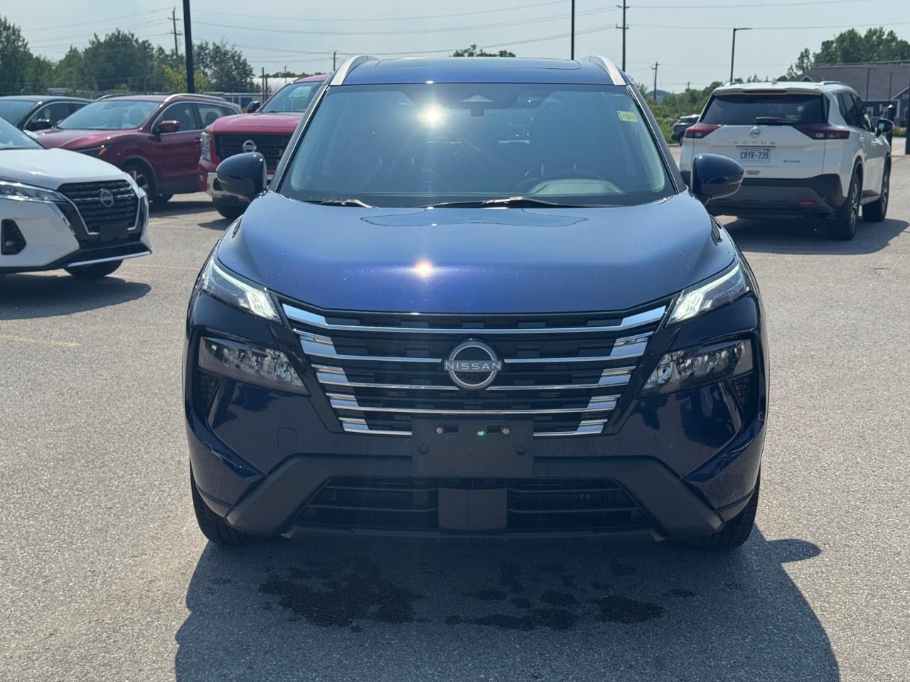 2024 Nissan Rogue AWD SV Moonroof Photo