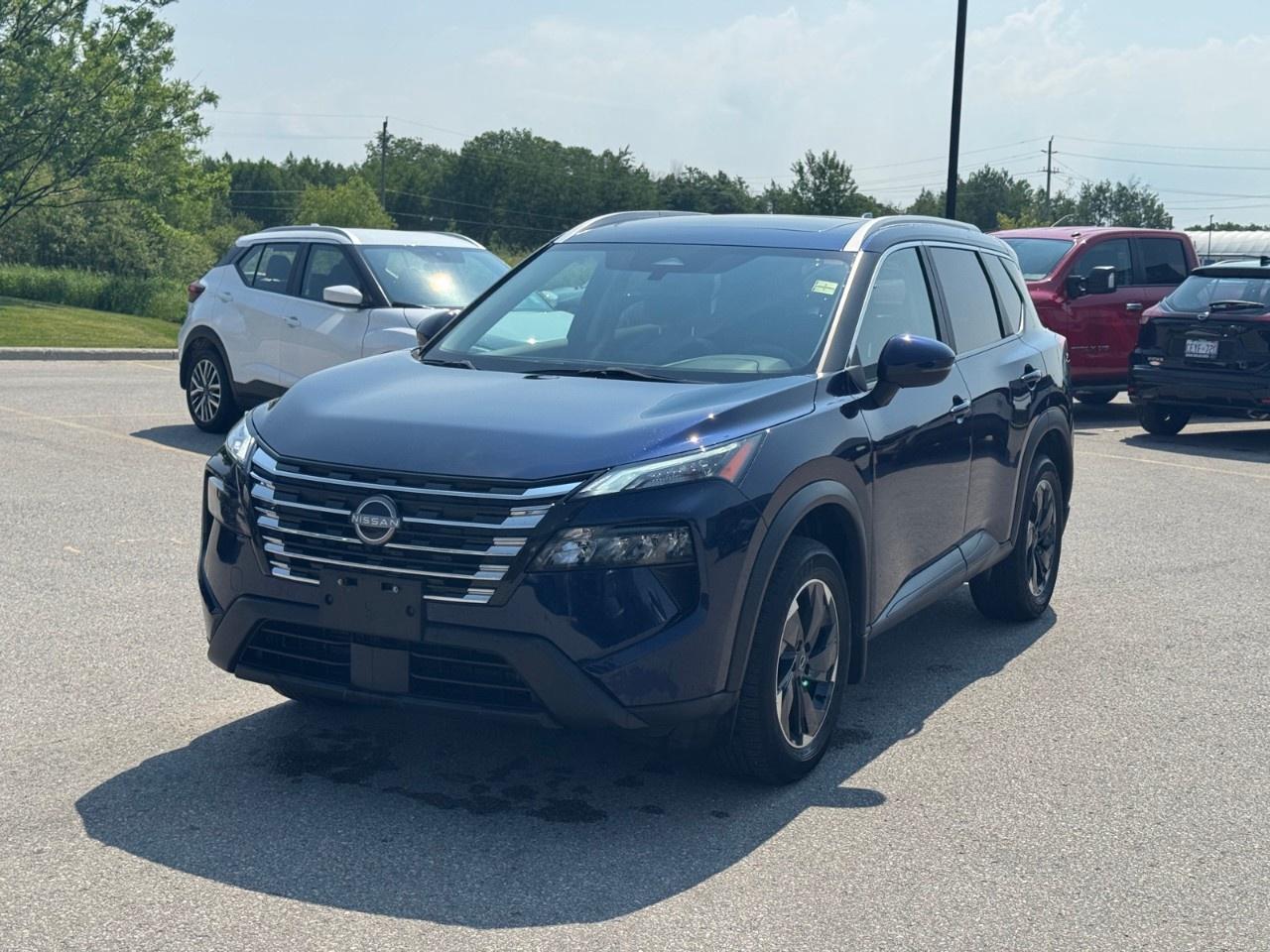2024 Nissan Rogue AWD SV Moonroof Photo