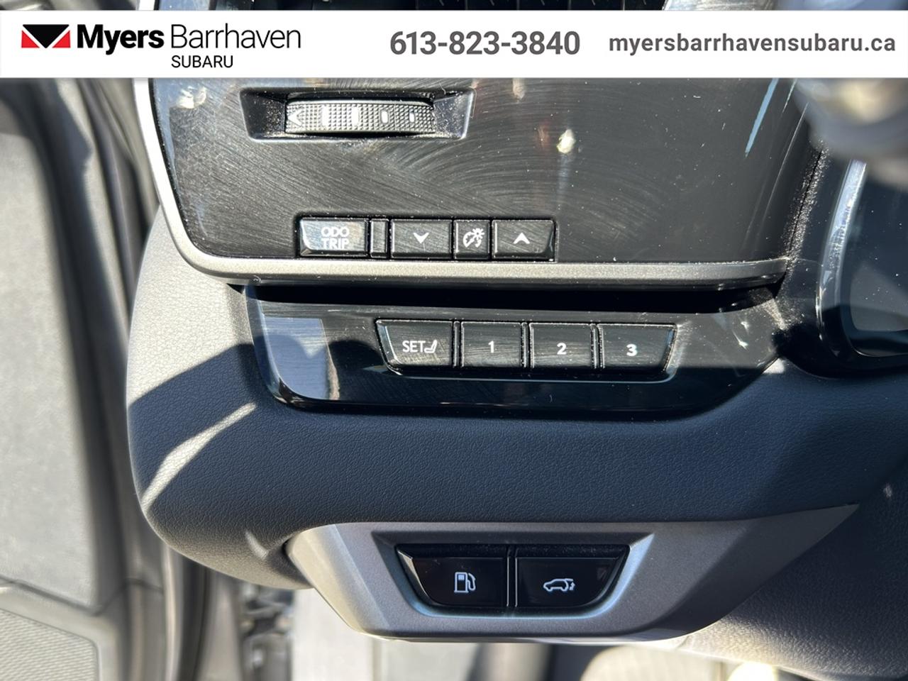 2023 Lexus RX 350  - Sunroof -  Cooled Seats -  Apple CarPlay Photo