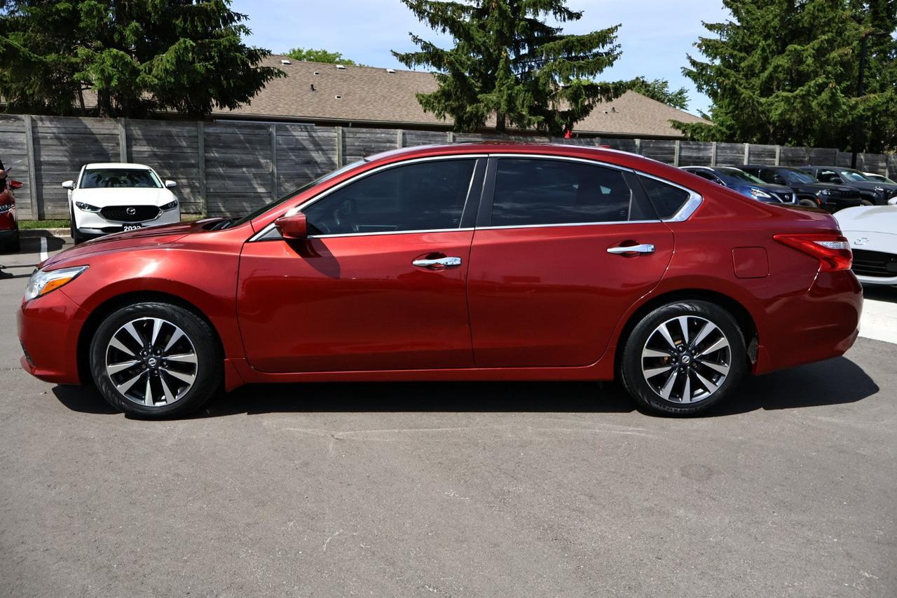 2016 Nissan Altima 2.5 Photo
