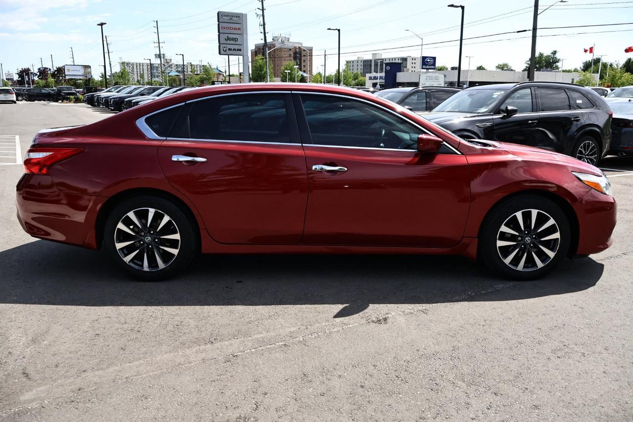 2016 Nissan Altima 2.5 Photo