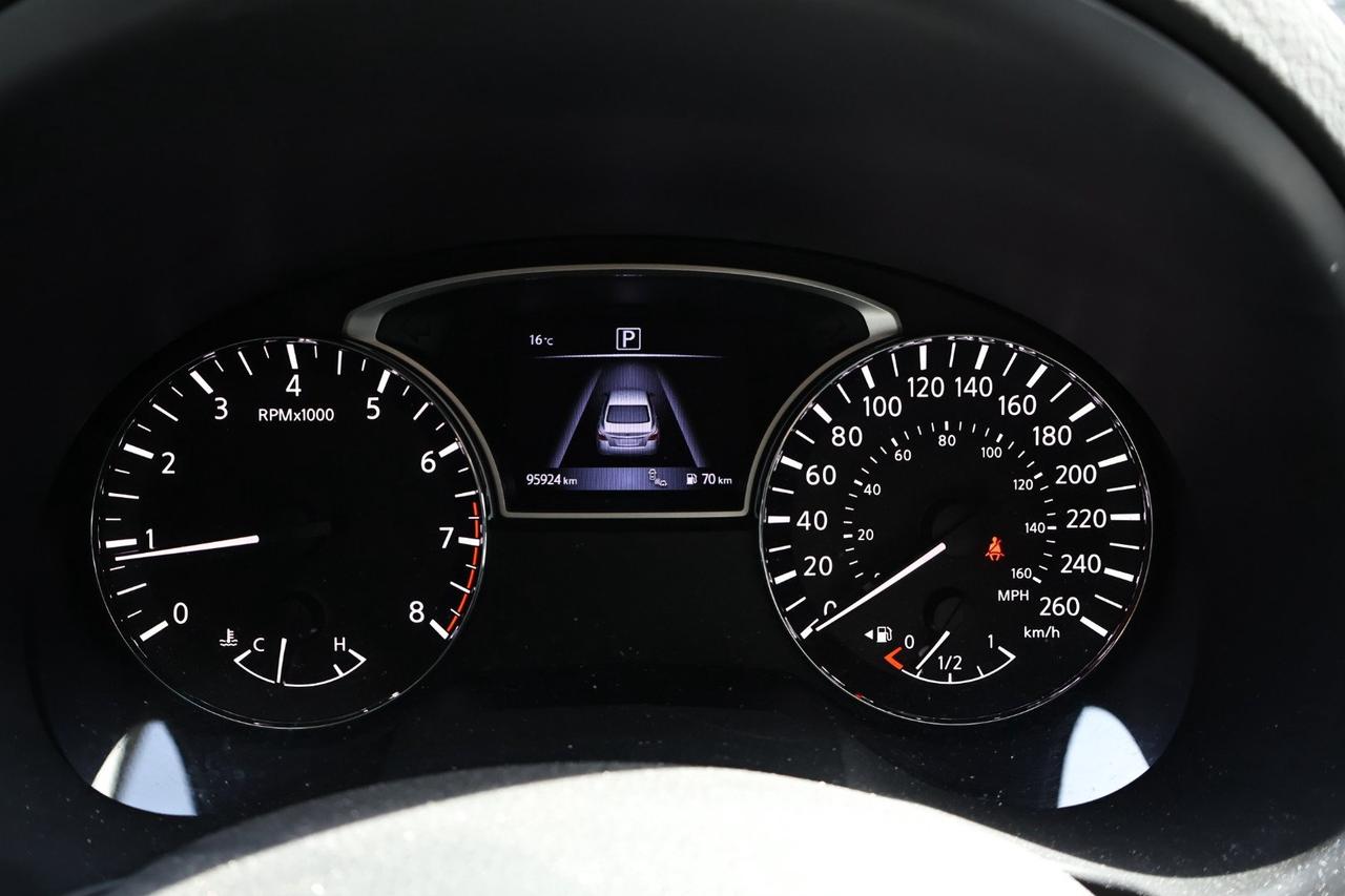 2016 Nissan Altima 2.5 Photo