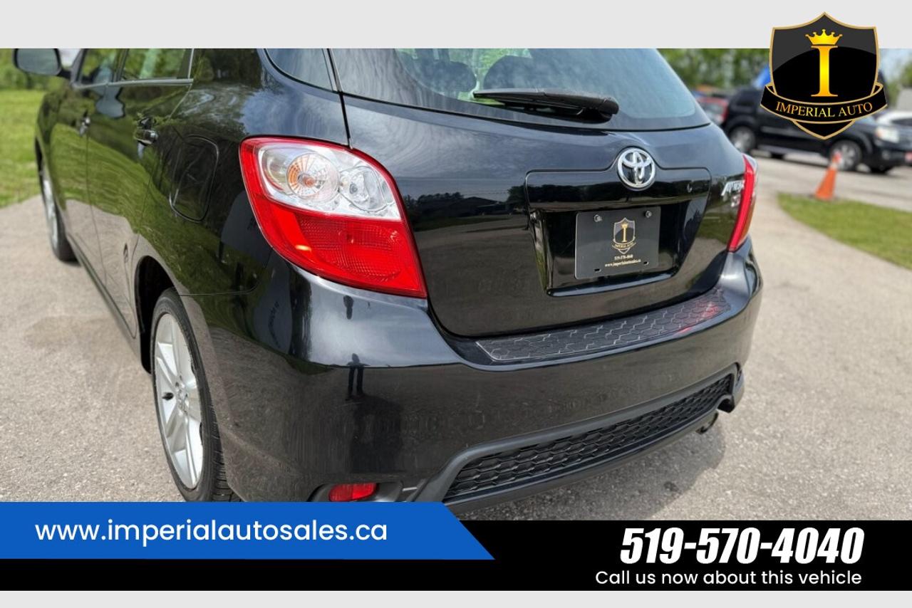 2014 Toyota Matrix L Photo