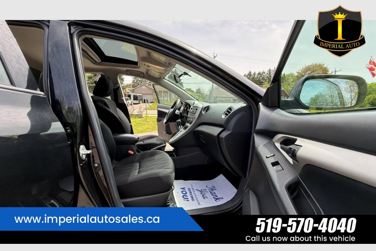 2014 Toyota Matrix L Photo