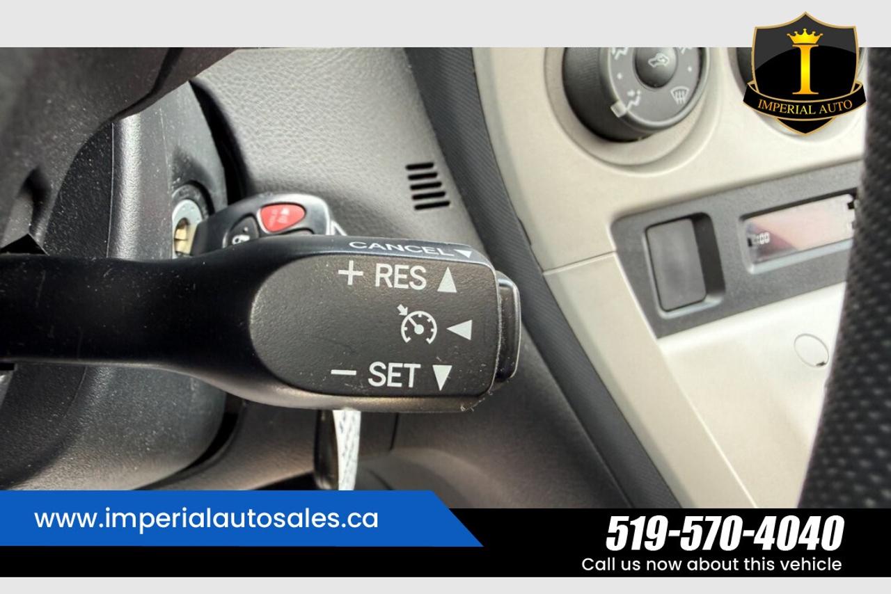 2014 Toyota Matrix L Photo