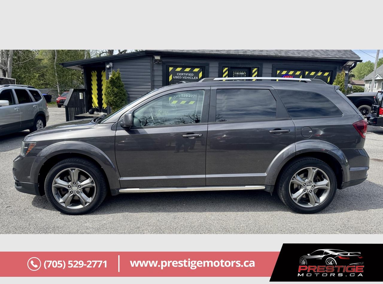 2017 Dodge Journey Crossroad Photo