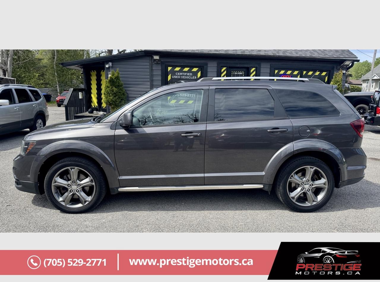 2017 Dodge Journey Crossroad Photo