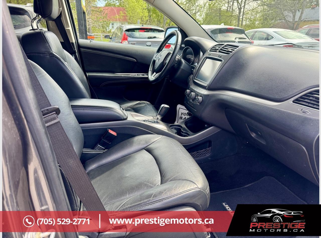 2017 Dodge Journey Crossroad Photo