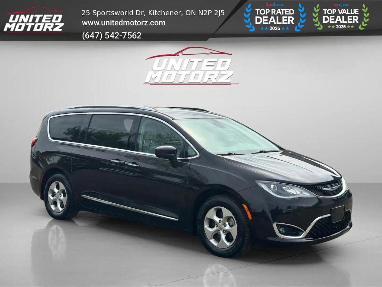 2017 Chrysler Pacifica Touring L Plus~SAFETY CERTIFIED~ ONE OWNER~ 19 SER Photo2