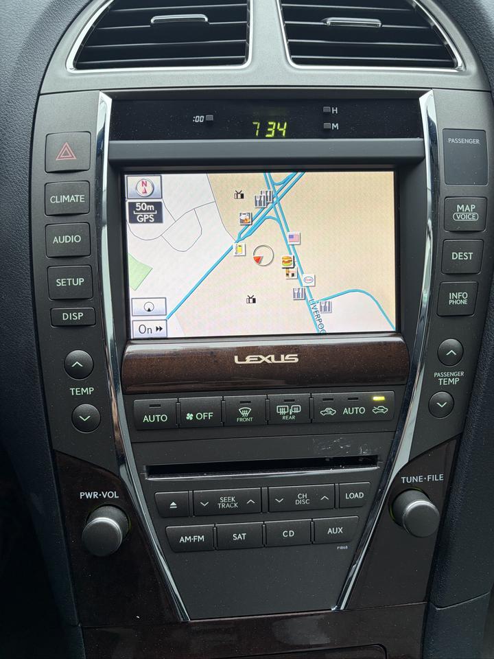 2011 Lexus ES 350 Navigation certified Photo