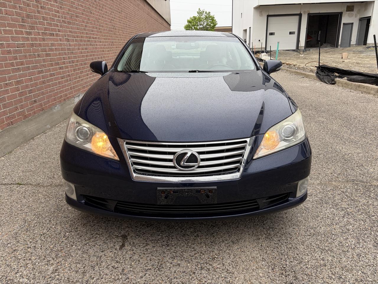 2011 Lexus ES 350 Navigation certified Photo1