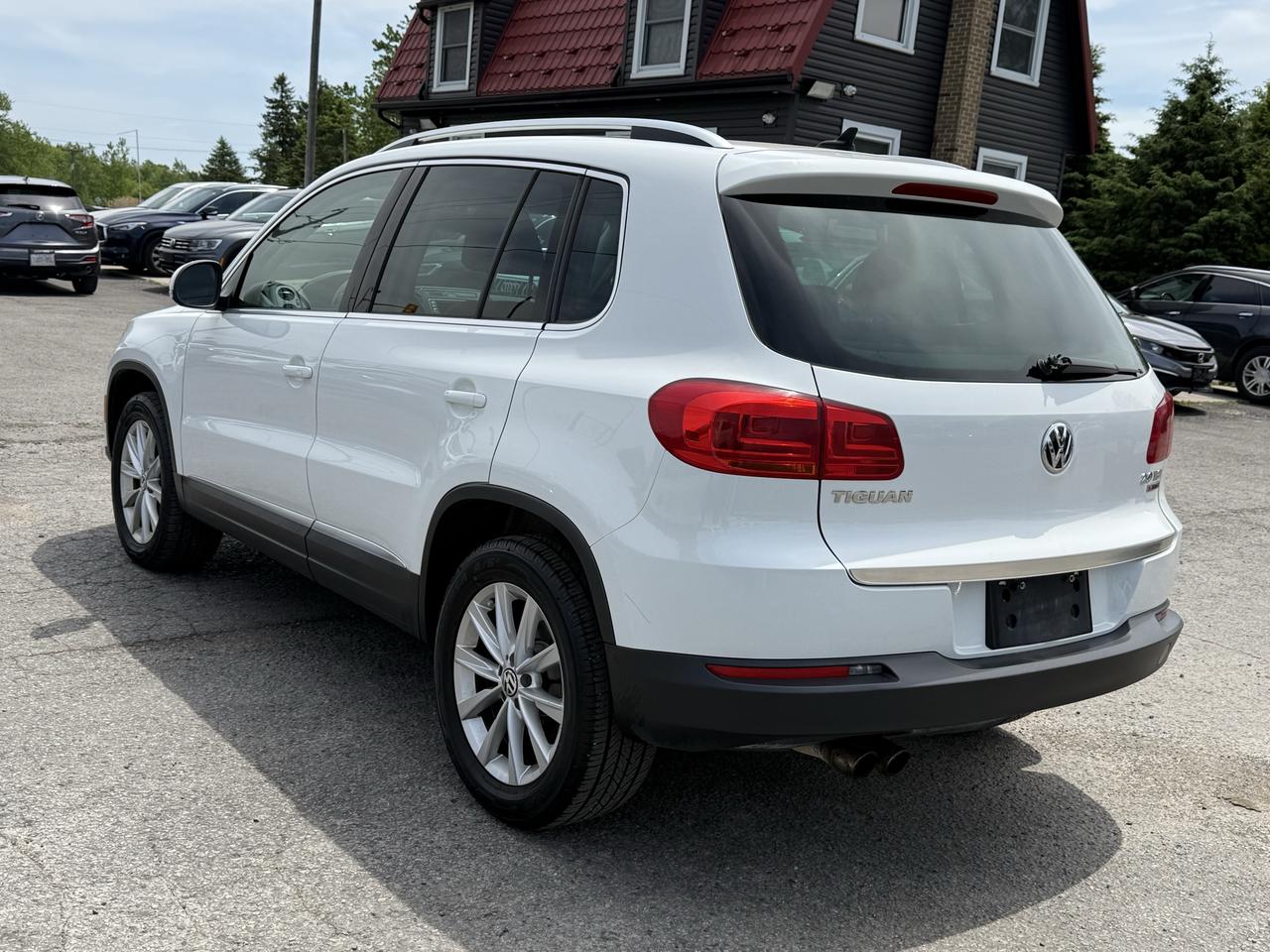 2017 Volkswagen Tiguan 4MOTION 4dr Comfortline Photo
